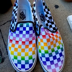 Women's checkered shoes